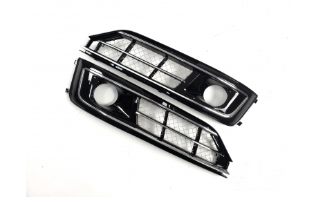 Решетки бампера Audi A8 D4 2014-2017