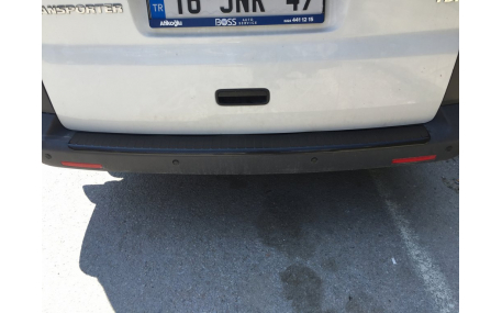 Накладка на задний бампер Volkswagen T5