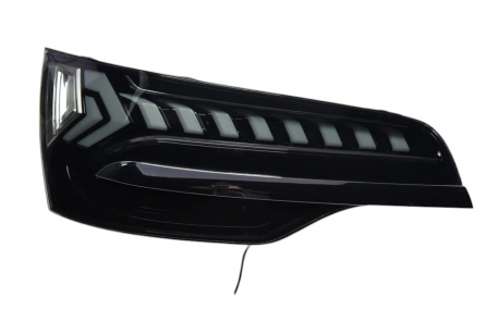 Фонари задние Audi Q7 2010-2015