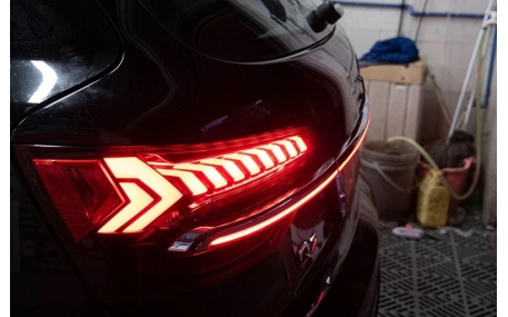Фонари задние Audi Q7 2010-2015