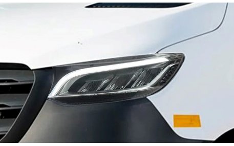 Фары передние Mercedes Sprinter W907