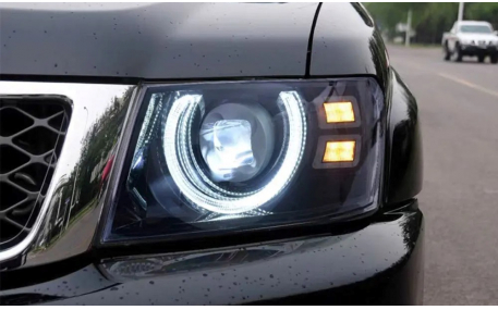 Фары передние Nissan Patrol Y61 2004-2008