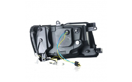 Фары передние Nissan Patrol Y61 2004-2008