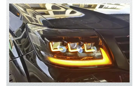Фары передние Toyota Hilux 2011-2015