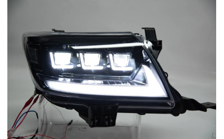 Фары передние Toyota Hilux 2011-2015