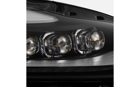 Фары передние Tesla Model 3