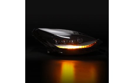 Фары передние Tesla Model 3