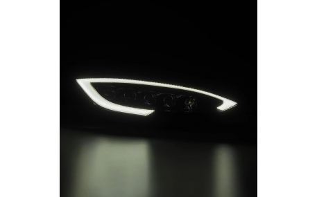 Фары передние Tesla Model S