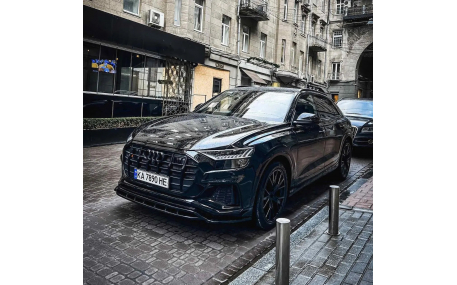 Накладка передняя Audi Q8 2018-2023