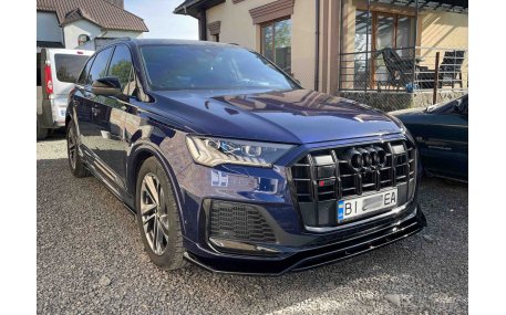 Накладка передняя Audi Q7 2020-2023