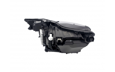 Фары передние Audi A6 C8