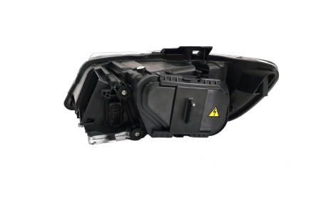 Фары передние Audi Q7 2010-2015