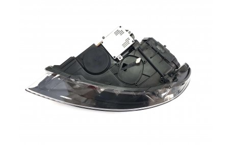 Фары передние Audi Q7 2010-2015