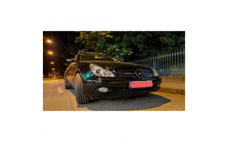 Решетка радиатора Mercedes CLS-class W219 2004-2007