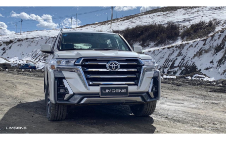 Комплект обвеса Toyota Land Cruiser 200