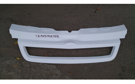 Решетка радиатора Volkswagen T5