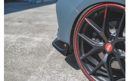 Накладки на пороги BMW 1 (F40)