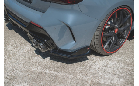 Накладки на пороги BMW 1 (F40)