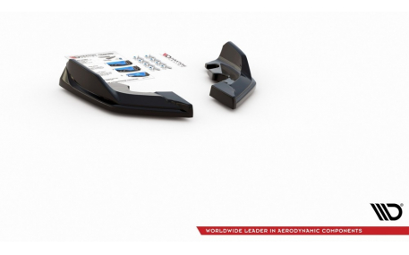 Накладки на пороги BMW 1 (F40)