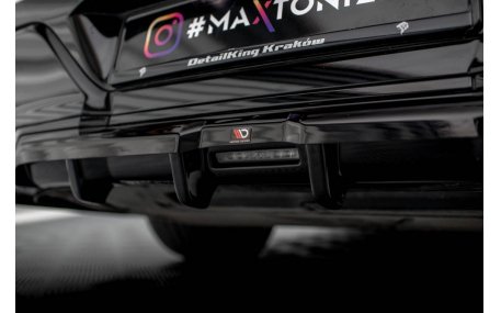 Накладка задняя BMW 7 (G70)