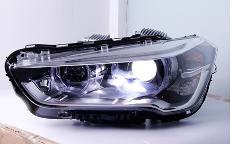 Фары передние BMW X1 F48 2015-2019