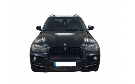 Решетка радиатора BMW X5 (E70)