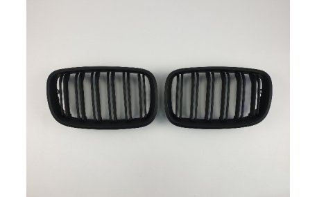 Решетка радиатора BMW X5 (E70)