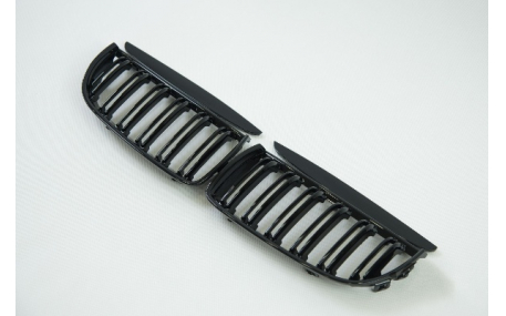 Решетка радиатора BMW 3 E90 2005-2008