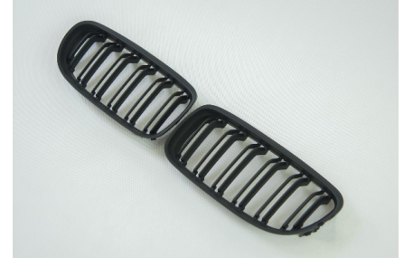 Решетка радиатора BMW 3 E90 2009-2012