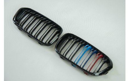 Решетка радиатора BMW 1 F20 2015-2019