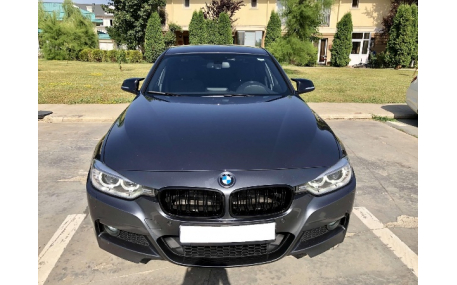 Решетка радиатора BMW 3 F30