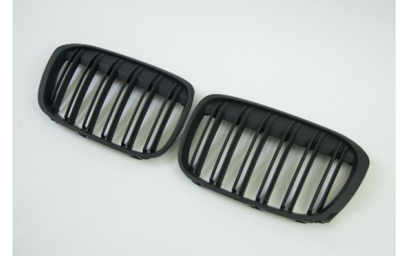 Решетка радиатора BMW X1 F48 2015-2019