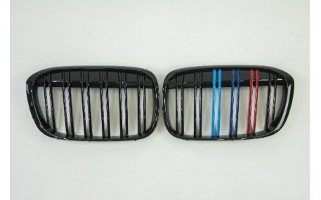 Решетка радиатора BMW X1 F48 2015-2019