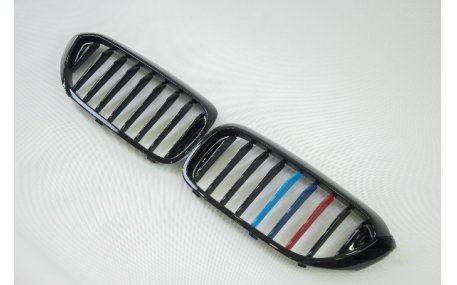 Решетка радиатора BMW 5 G30 2016-2020