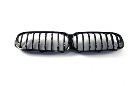 Решетка радиатора BMW 5 G30 2020-2023