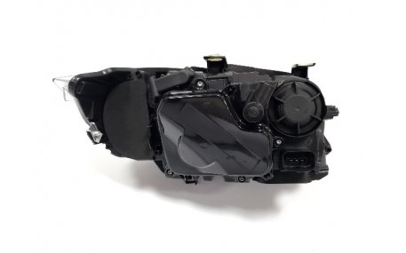 Фары передние BMW 3 E90 2009-2011