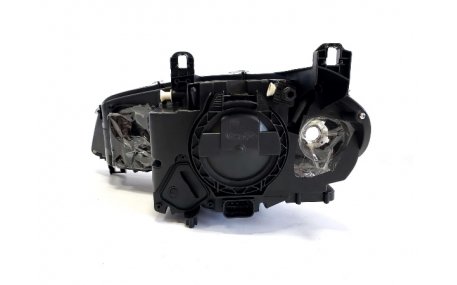 Фары передние BMW X5 E70