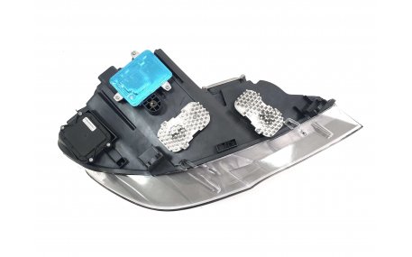 Фары передние BMW X5 E70