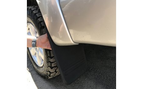 Брызговики Toyota Hilux