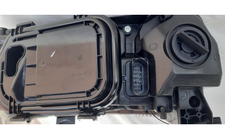 Фары передние AUDI A6 C6