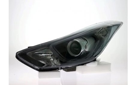 Фары передние HYUNDAI Elantra MD