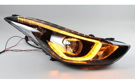 Фары передние HYUNDAI Elantra MD