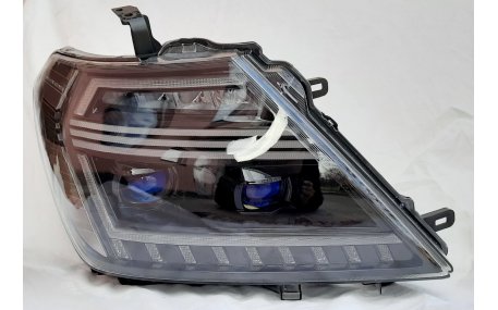 Фары передние Nissan Patrol Y62