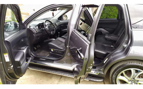 Подножки Toyota RAV4