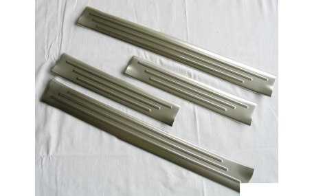 Накладки на пороги SsangYong Korando