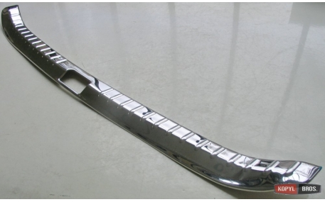 Накладка на задний бампер Toyota Corolla