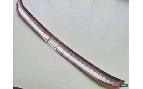 Накладка на задний бампер Toyota Corolla