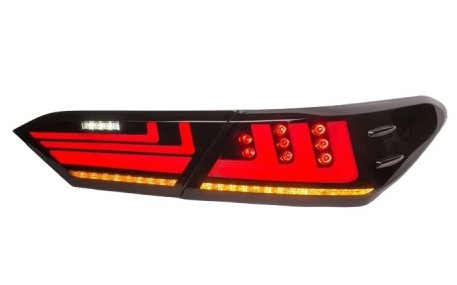 Фонари задние Toyota Camry V70