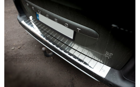 Накладка на задний бампер Citroen Berlingo