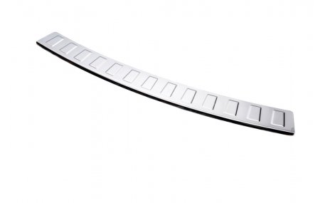 Накладка на задний бампер Renault Duster